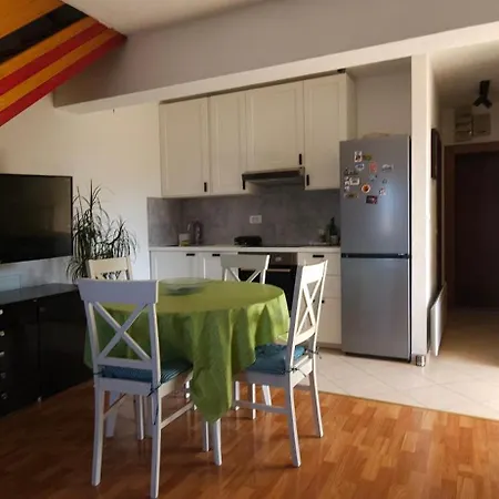 Joeduplex Seeview Appartement Podstrana